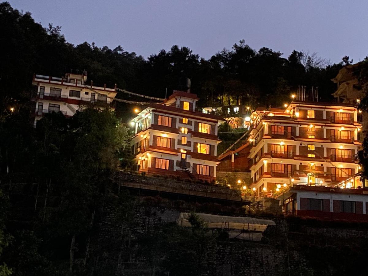 Gaia Holiday Home Дхуликхел Экстерьер фото