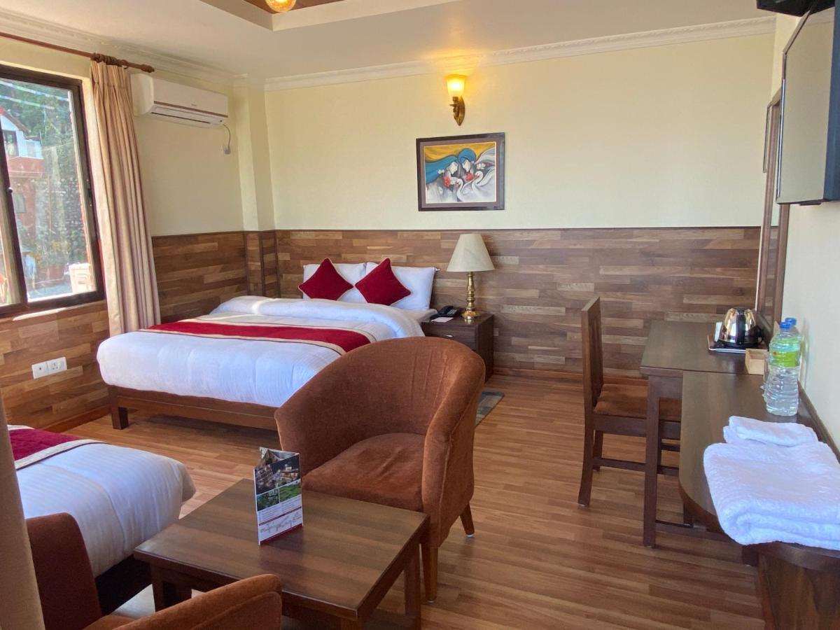 Gaia Holiday Home Дхуликхел Экстерьер фото
