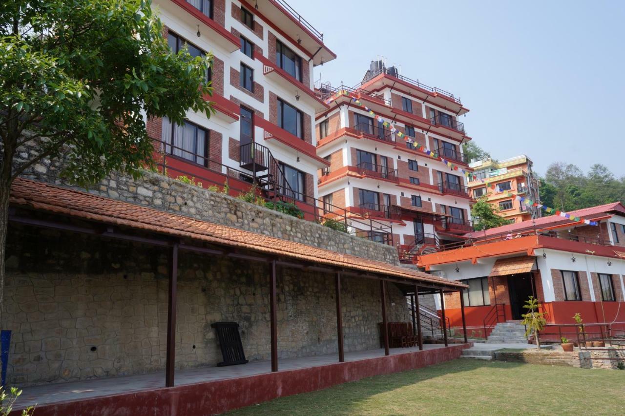 Gaia Holiday Home Дхуликхел Экстерьер фото